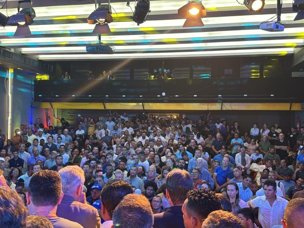 José Ronaldo anuncia apoio a ACM Neto, João Roma e Coronel nas eleições de outubro