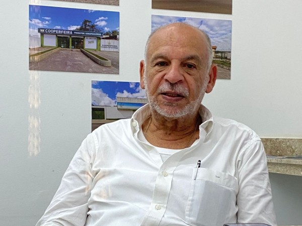 Cooperfeira celebra 50 anos com homenagens e revista especial
