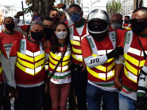 Mototaxistas cobram fiscalização contra clandestinos; 292 legalizados para 750 vagas, afirma sindicalista