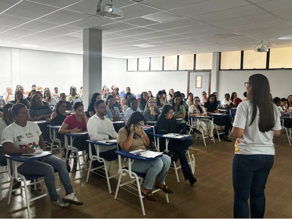 Feira se prepara para receber nova vacina contra à dengue