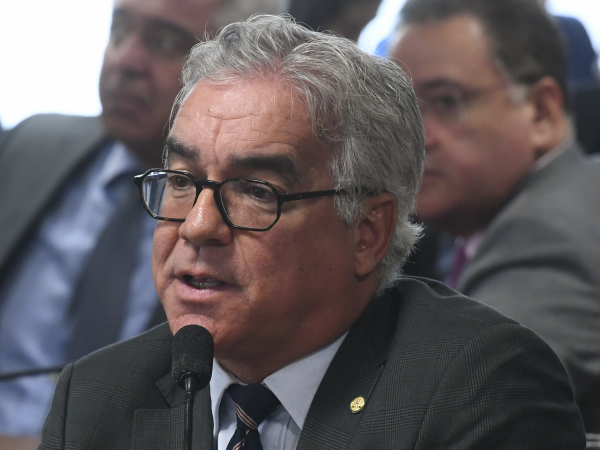 Zé Neto futuca oposição: "deveriam se preocupar em organizar a chapa deles"
